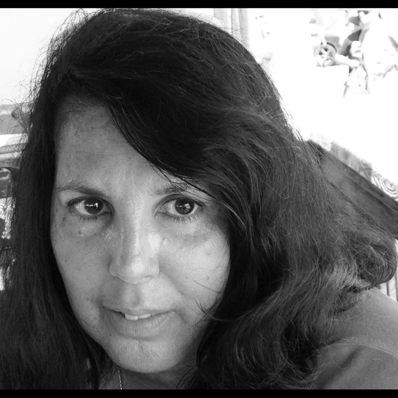 Meet your Posher, Linda - Picture 1 of 1